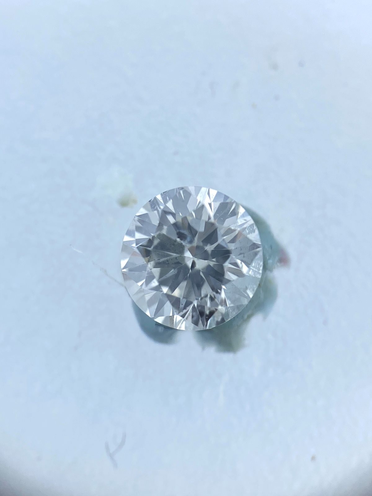 White Round Diamond - 0.51 carats