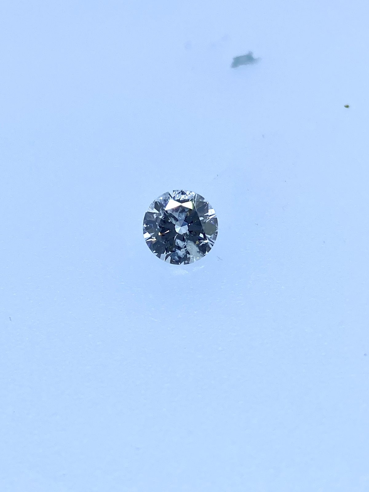 White Round Diamond - 1.04 carats