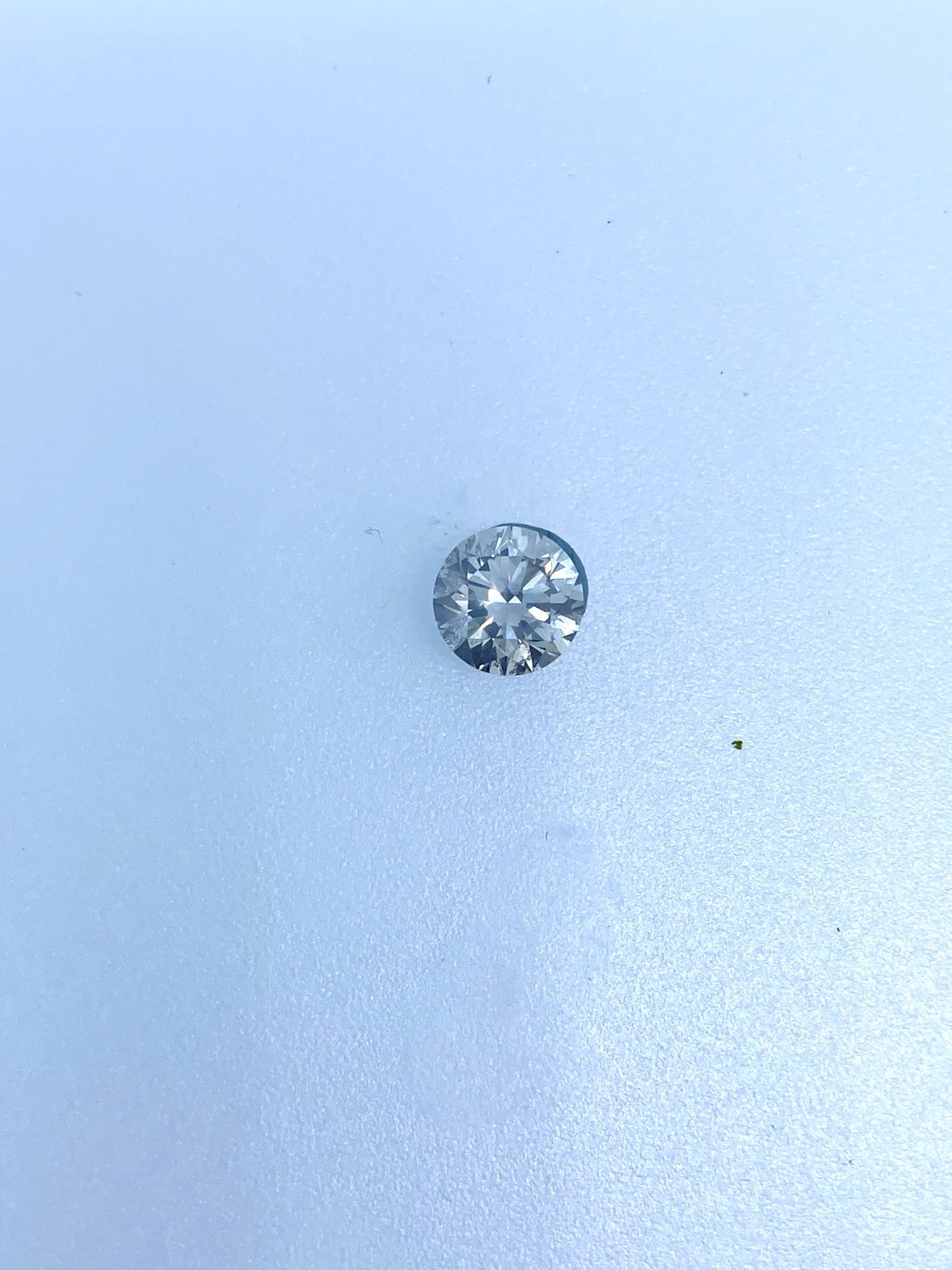 White Round Diamond - 1.04 carats
