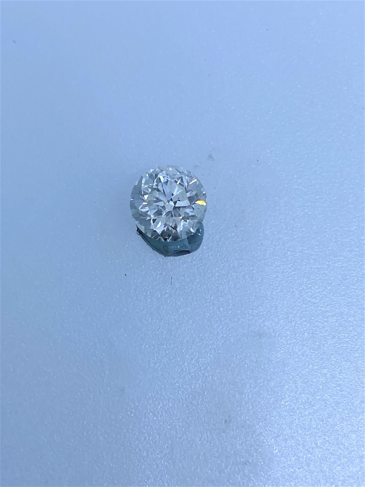 White Round Diamond - 1.01 carats