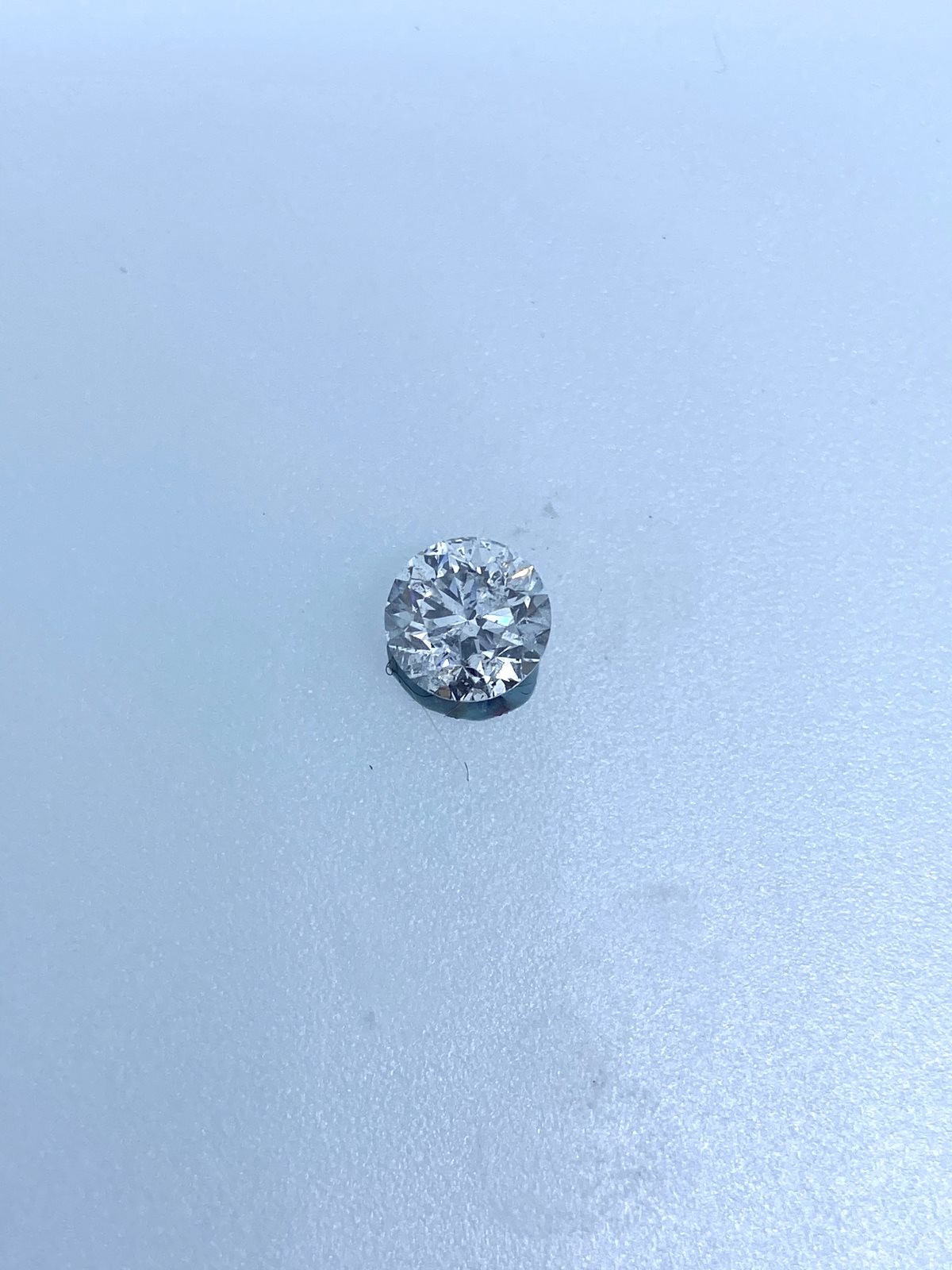 White Round Diamond - 1.01 carats