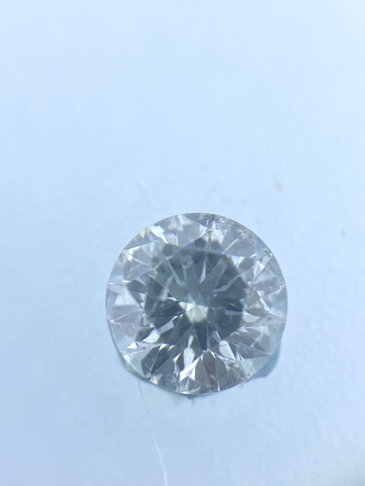 White Round Diamond - 0.87 carats