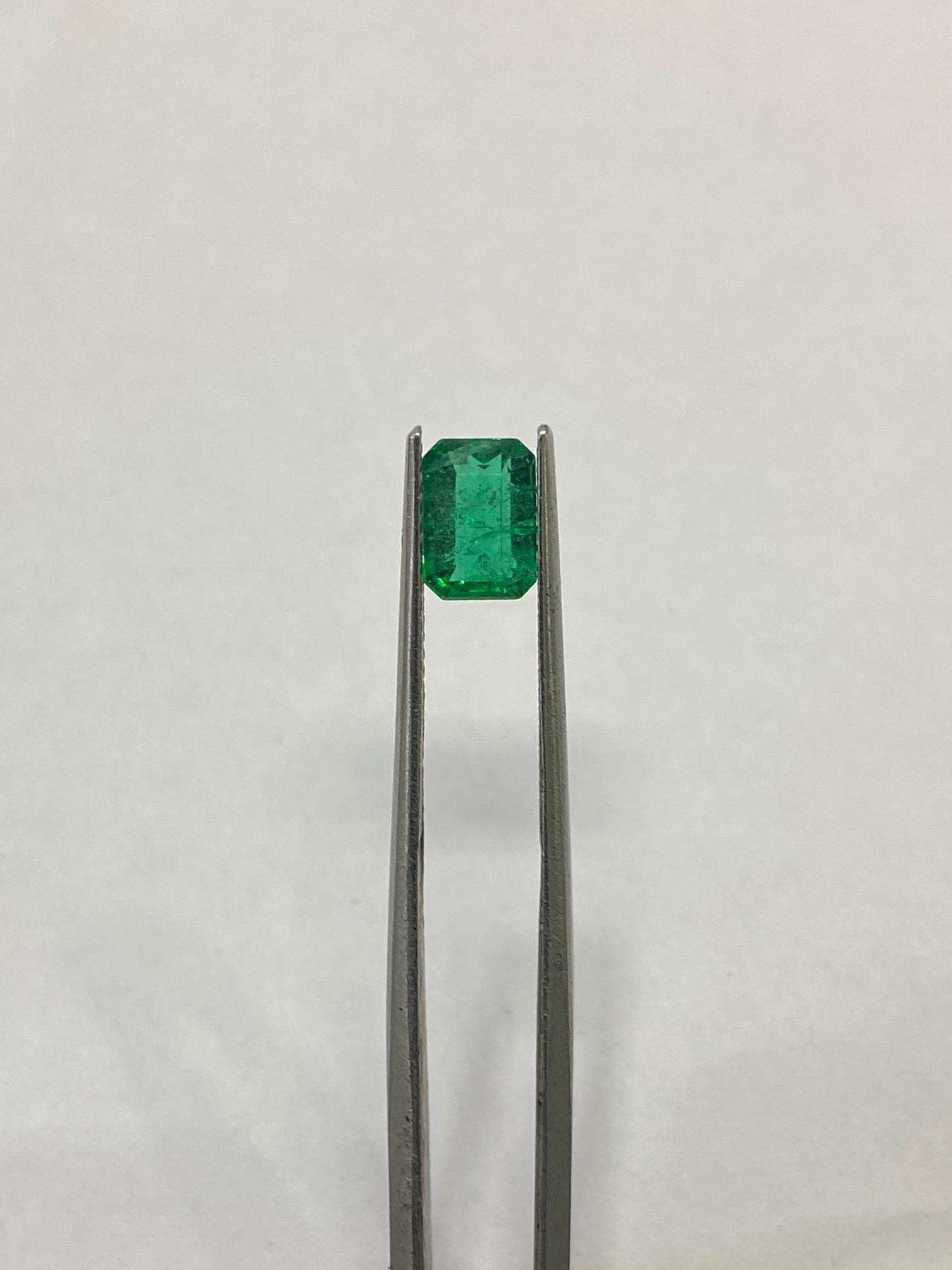E-03 Emerald Octagon Cut 1.00 Cts